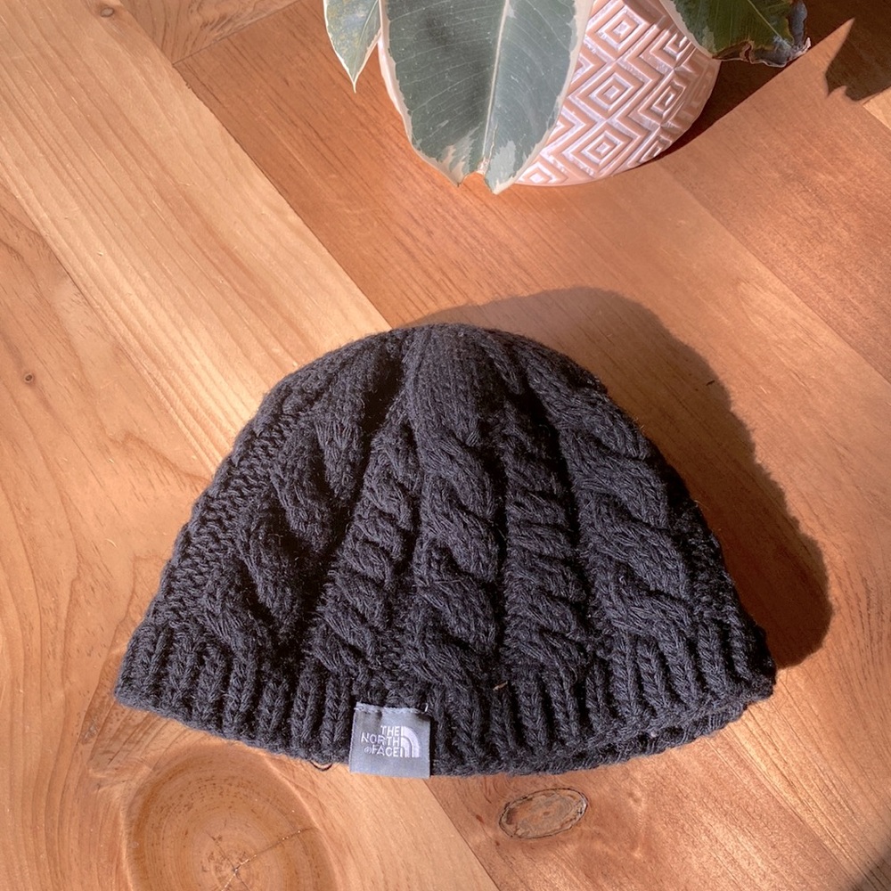 NorthFace Cable Knit Hat